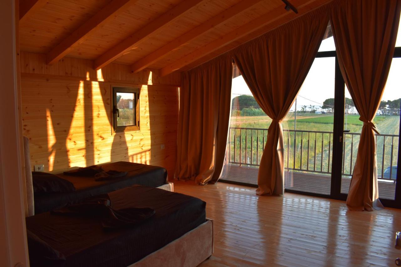 Posh Villa 2 Kavaje Bagian luar foto
