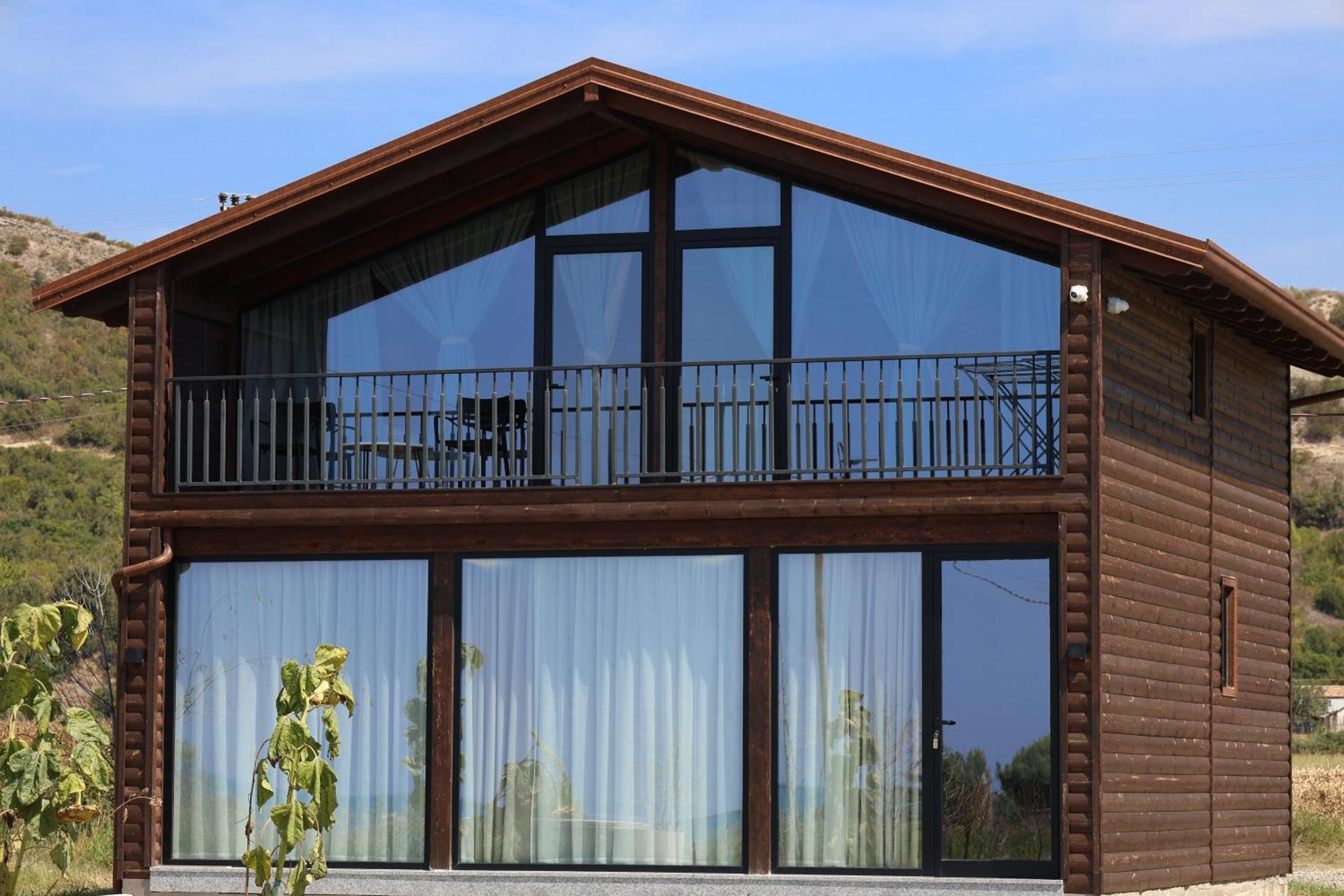 Posh Villa 2 Kavaje Bagian luar foto